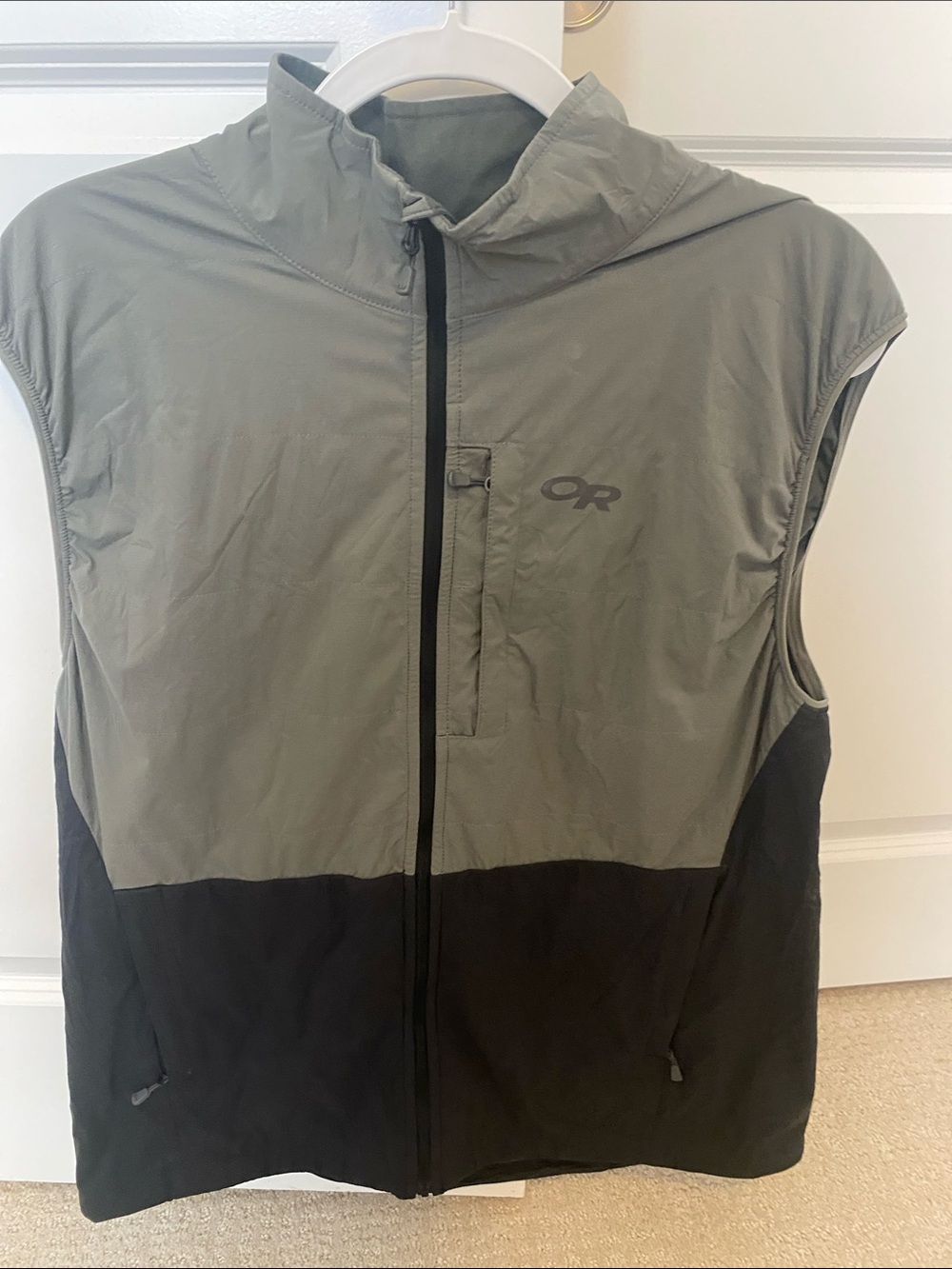 Outdoor Research Two-Tone Gray & Black Men's lightweight Vest
